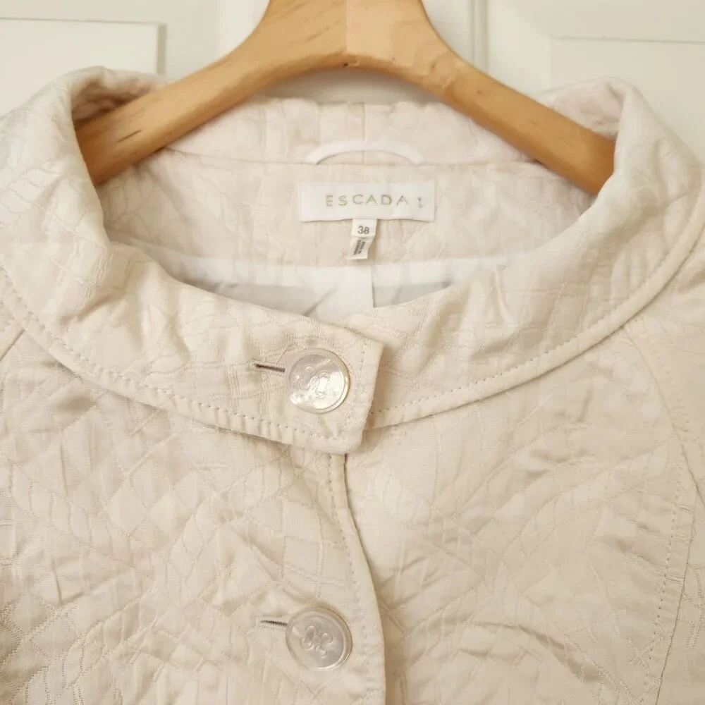 Escada Cropped Quilted Cream Jacket Blazer Vintage Rare Luxury Classic Office - Picture 3 of 16